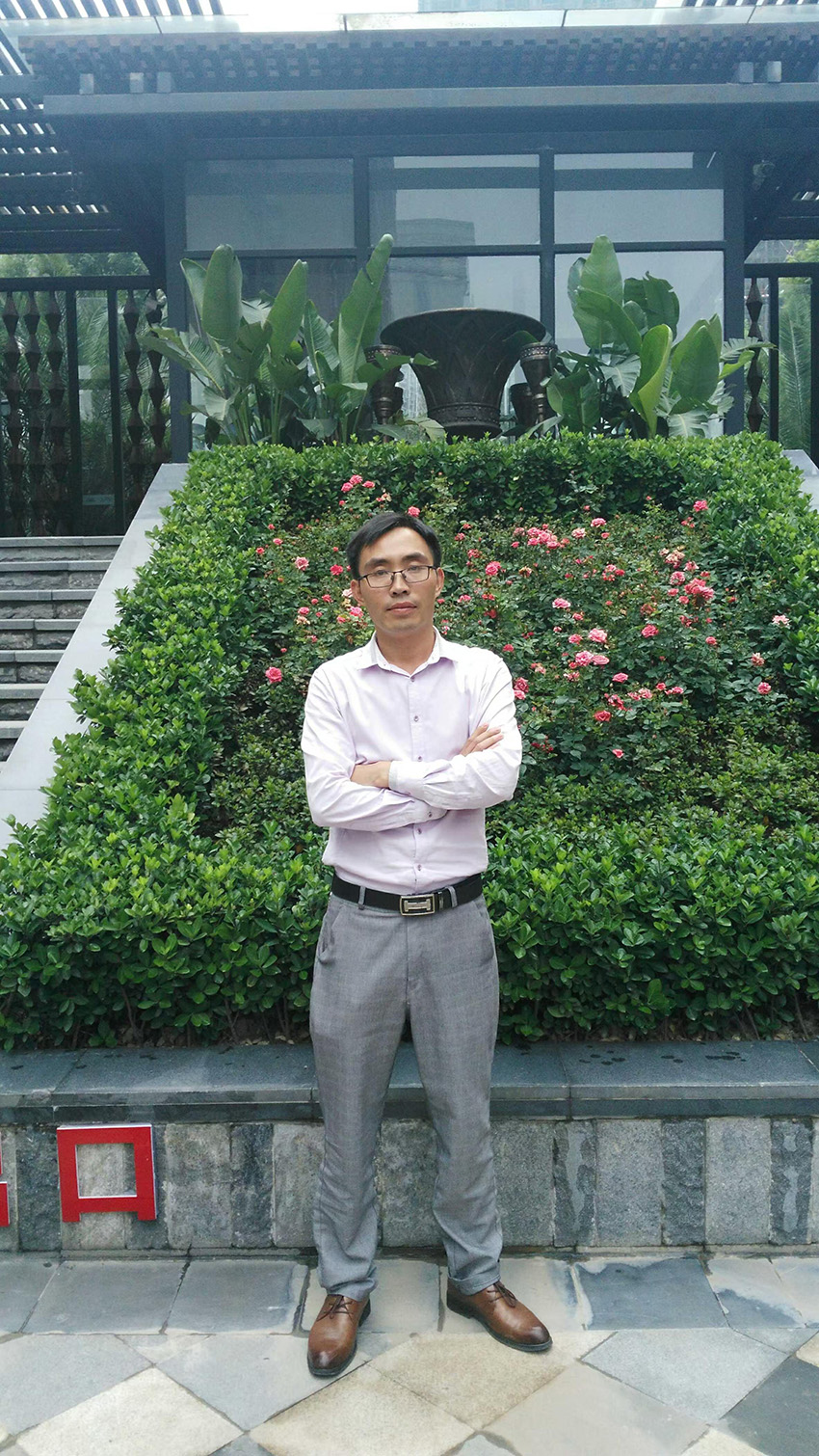 請(qǐng)?zhí)砑訄D片